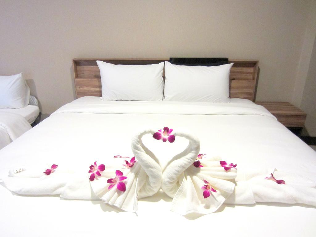 Life Grand Chiang Mai Ξενοδοχείο Εξωτερικό φωτογραφία
