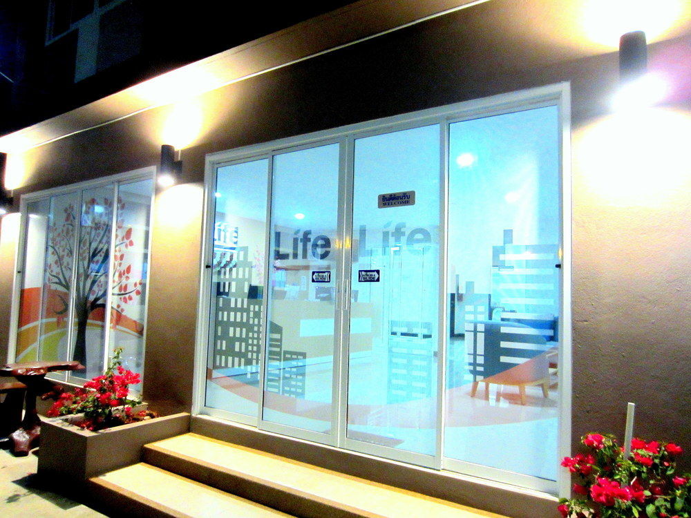Life Grand Chiang Mai Ξενοδοχείο Εξωτερικό φωτογραφία