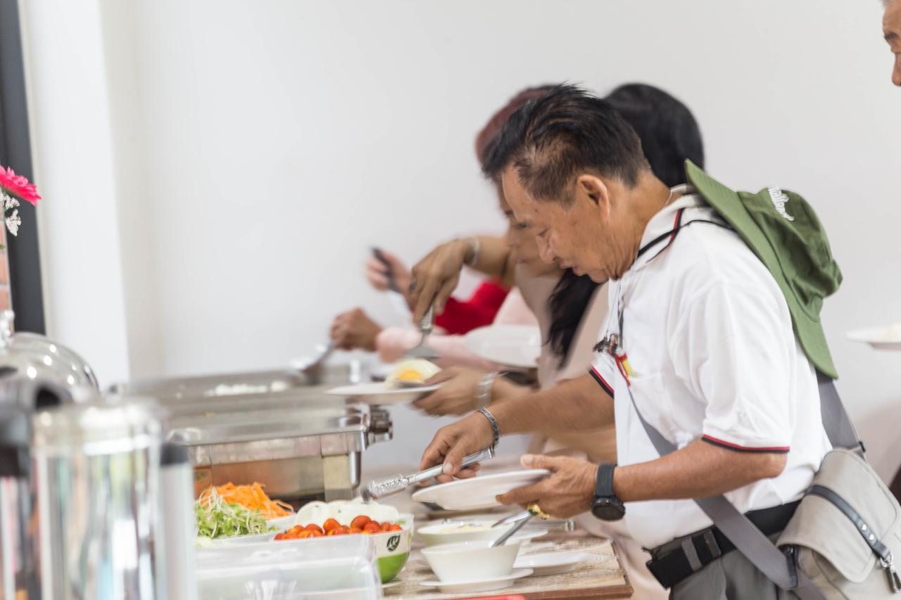 Life Grand Chiang Mai Ξενοδοχείο Εξωτερικό φωτογραφία