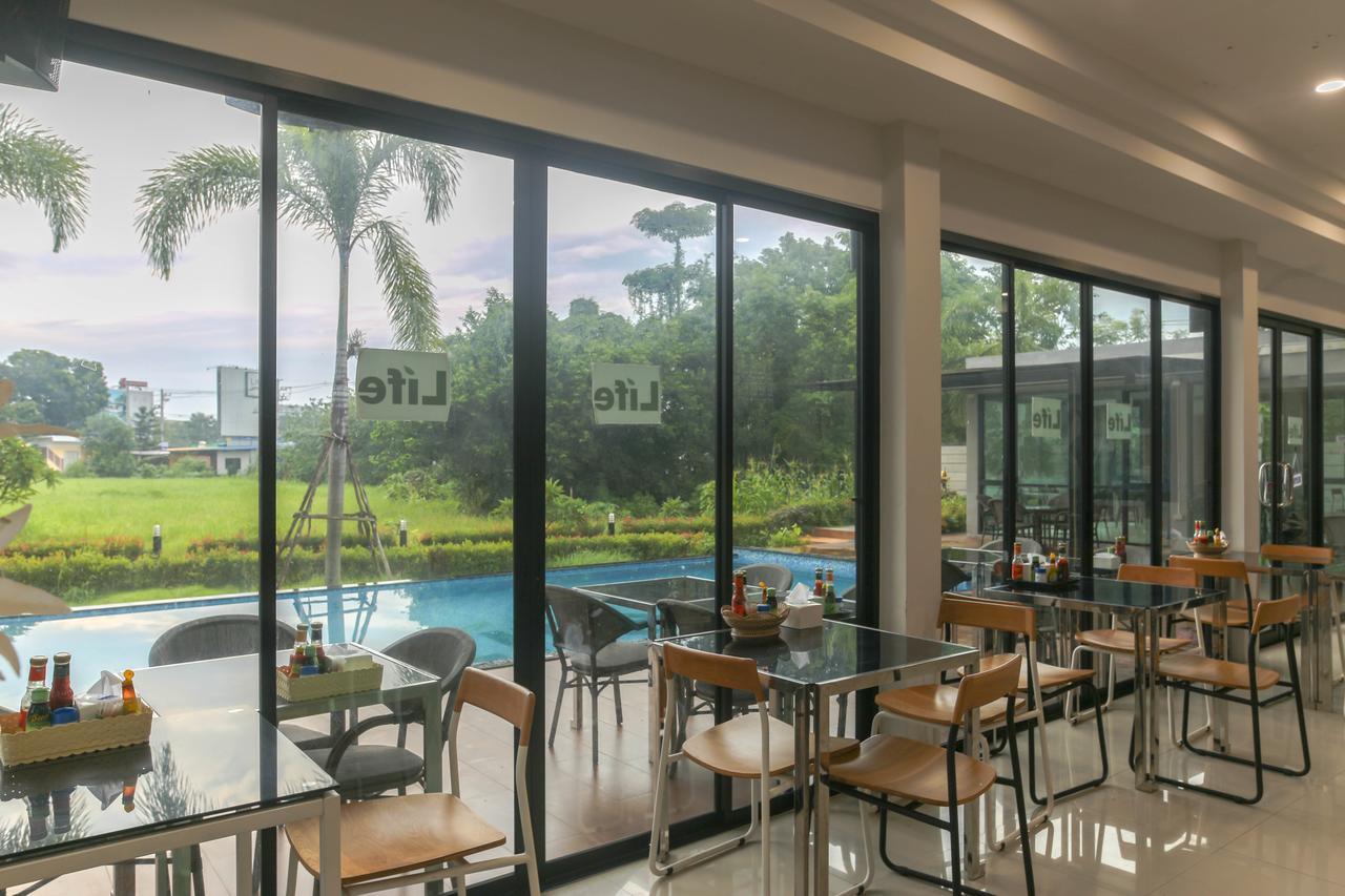 Life Grand Chiang Mai Ξενοδοχείο Εξωτερικό φωτογραφία