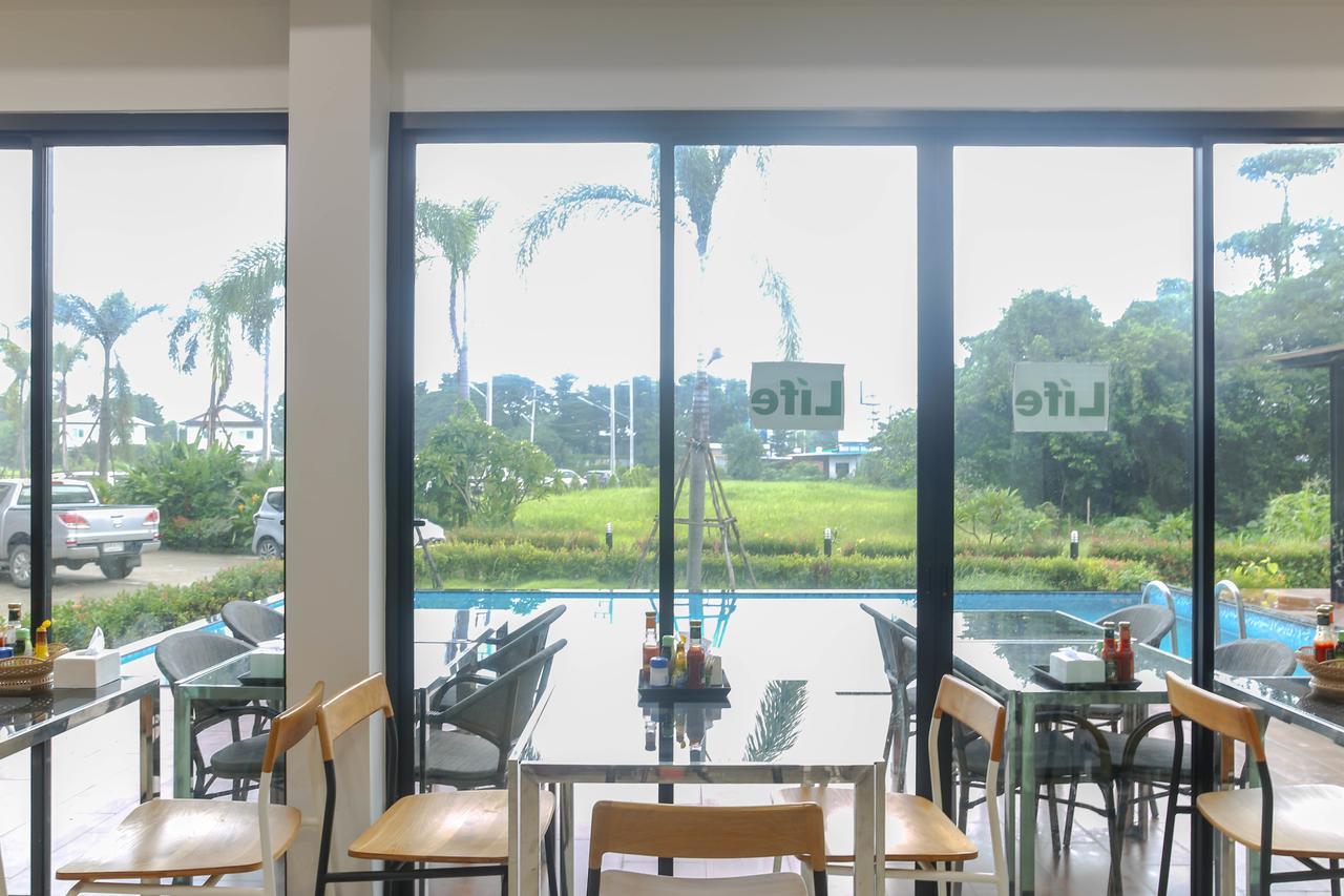 Life Grand Chiang Mai Ξενοδοχείο Εξωτερικό φωτογραφία