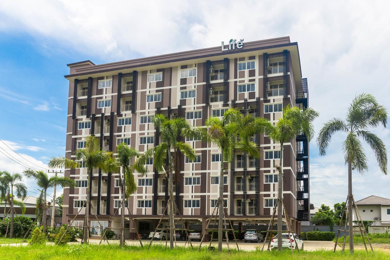 Life Grand Chiang Mai Ξενοδοχείο Εξωτερικό φωτογραφία